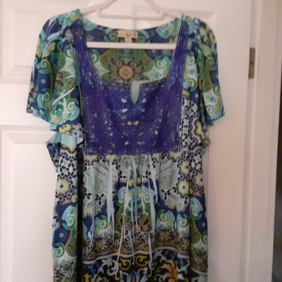 COPY - Womens embellished top - Picture 4 of 4